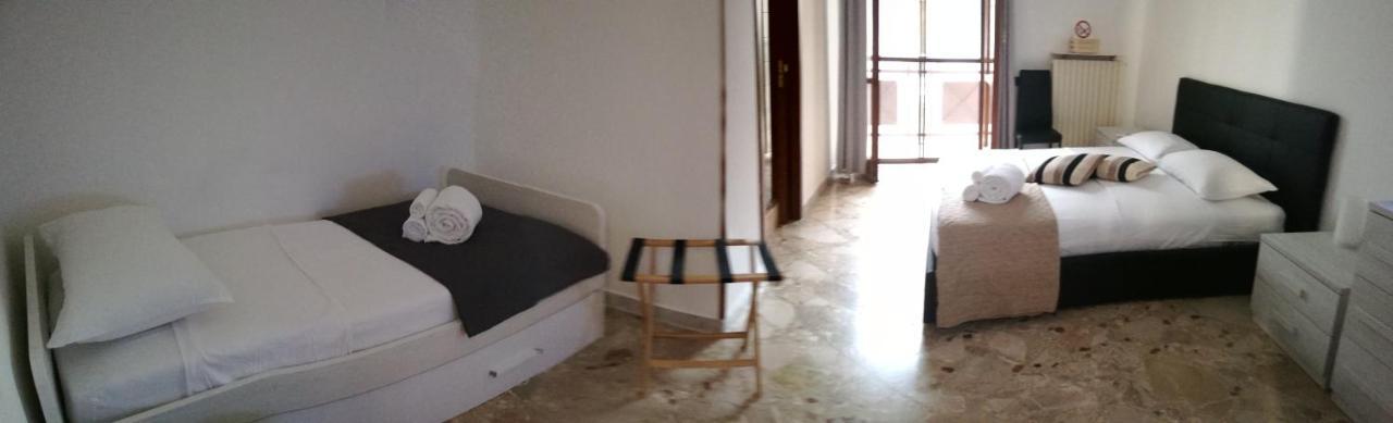 Rosita Rooms Lecce Ngoại thất bức ảnh